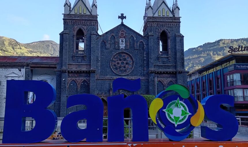 Baños Day Trip